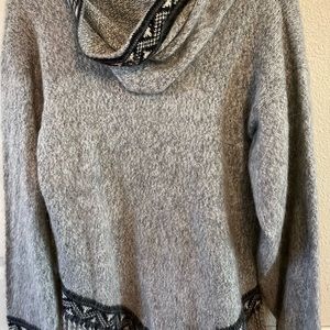 Alpaca tunic with fringe detail